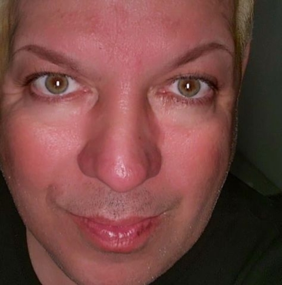 Meet your Posher, Carlos - Picture 1 of 1